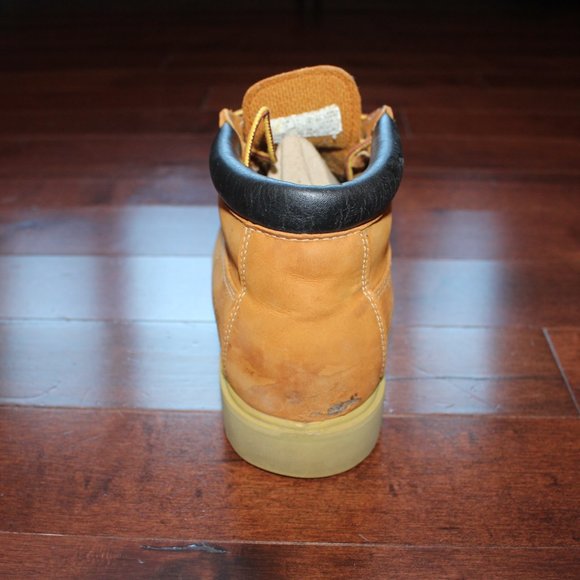 Winter essential "CHUKKA" boot - Picture 4 of 7